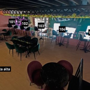 Mesa 105 - 2 personas